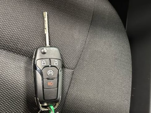 Used 2018 Ford F150 XLT w/ Equipment Group 302A Luxury AWD/4WD image 44