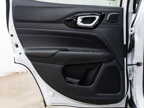 New 2026 Jeep Compass Limited AWD/4WD image 26