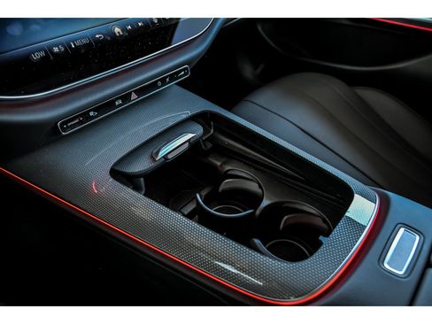 Certified 2025 Mercedes-Benz E 350 4MATIC Sedan image 23