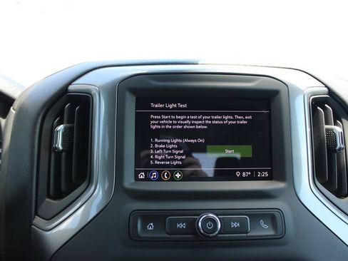 Used 2025 Chevrolet Silverado 1500 W/T w/ WT Value Package AWD/4WD image 50