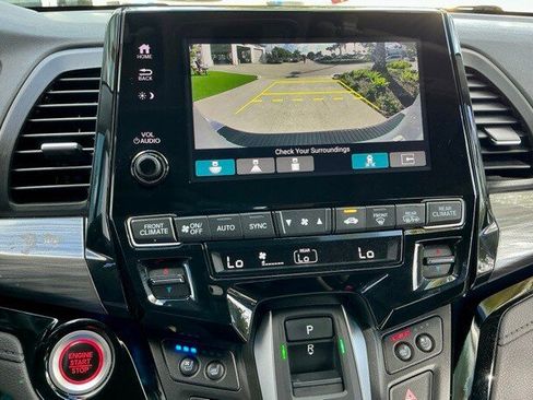 Used 2023 Honda Odyssey Elite image 40