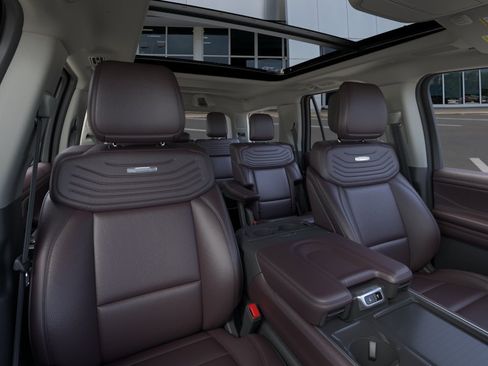 New 2026 Ford Expedition Platinum w/ Platinum Ultimate Package AWD/4WD image 33