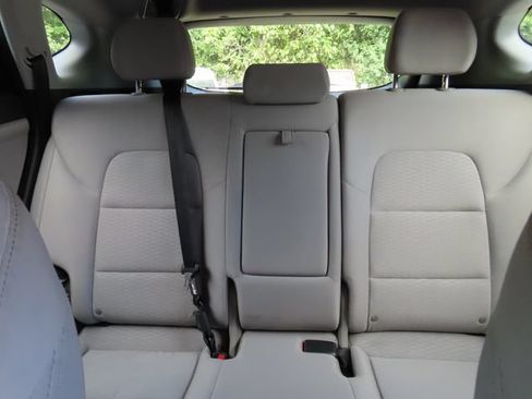 Used 2019 Hyundai Tucson Value FWD image 6
