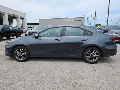 Used 2024 Kia Forte LXS image 3