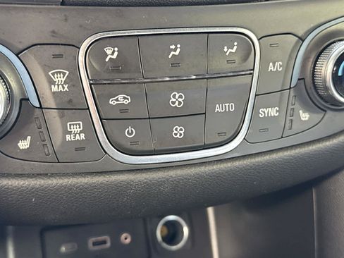 Certified 2024 Chevrolet Equinox LT image 20