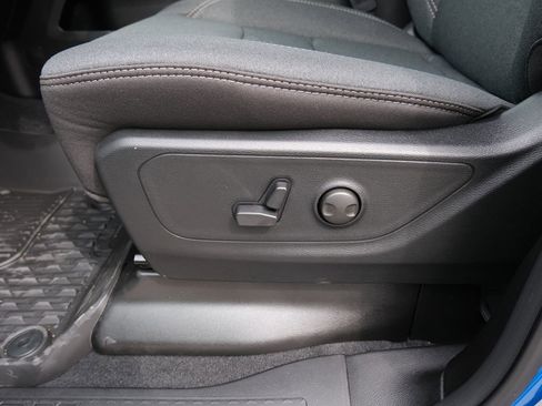 New 2026 RAM 1500 4x4 Crew Cab image 24