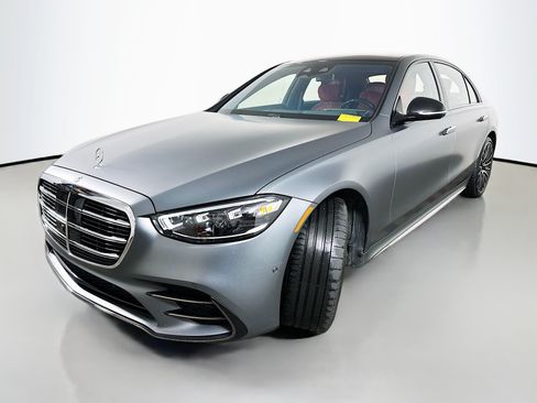 Used 2024 Mercedes-Benz S 580 4MATIC Sedan image 5