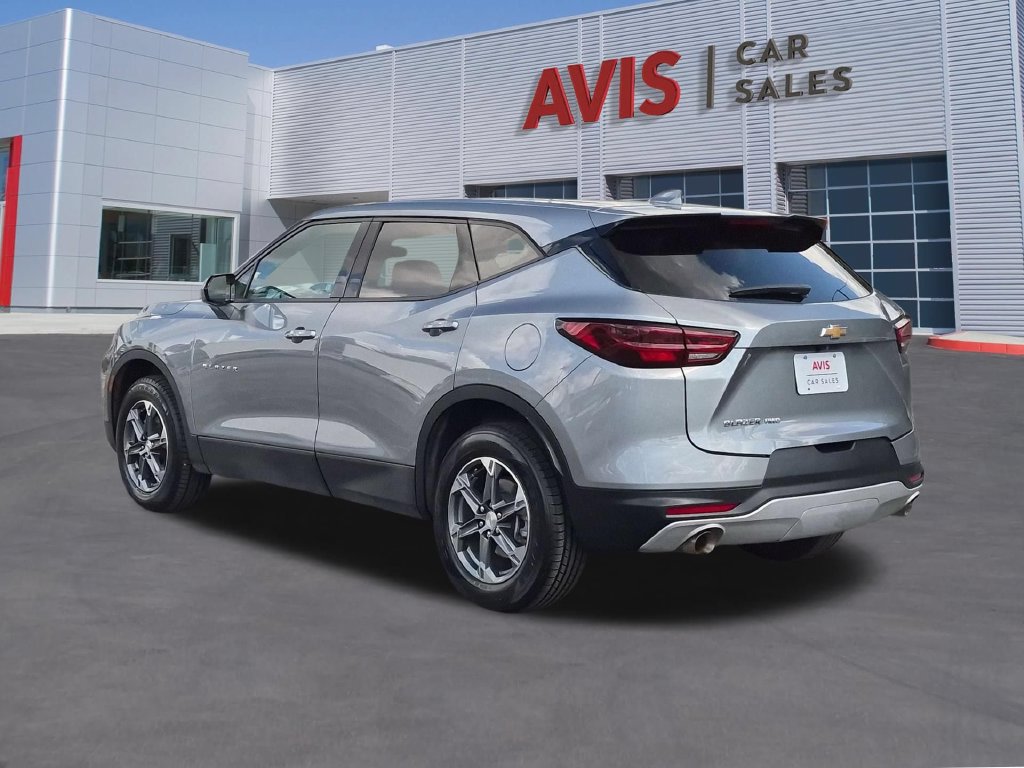 Used 2025 Chevrolet Blazer LT AWD/4WD image 7