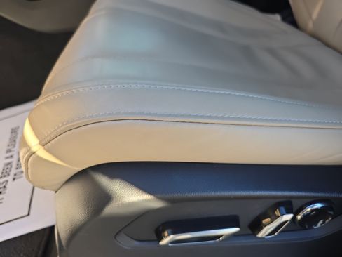 Used 2022 Acura MDX SH-AWD w/ Technology Package image 28