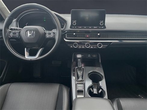 Used 2024 Honda Civic EX-L image 10