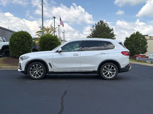 Used 2019 BMW X5 xDrive40i w/ Premium Package AWD/4WD image 11