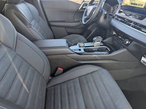 New 2026 Mitsubishi Outlander Trail Edition image 7