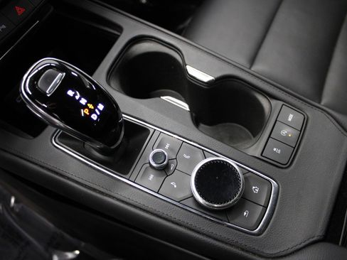 Certified 2022 Cadillac XT4 Premium Luxury w/ Enhanced Visibility Package image 35