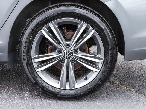 Certified 2023 Volkswagen Jetta SE FWD image 14