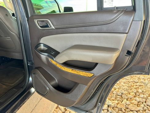 Used 2016 GMC Yukon Denali w/ Open Road Package AWD/4WD image 25