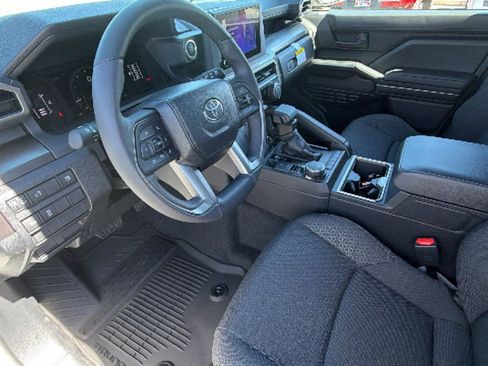 New 2026 Toyota 4Runner SR5 AWD/4WD image 10