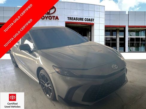 Used 2026 Toyota Camry SE w/ Convenience Package FWD image 1