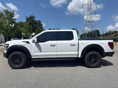 Used 2024 Ford F150 Raptor AWD/4WD image 5