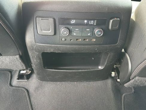 Used 2020 Chevrolet Tahoe LT AWD/4WD image 29