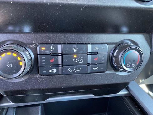 Used 2020 Ford F150 XLT w/ Equipment Group 302A Luxury AWD/4WD image 16