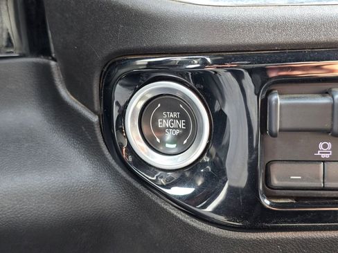 Used 2024 Chevrolet Silverado 3500 LT w/ Convenience Package image 36