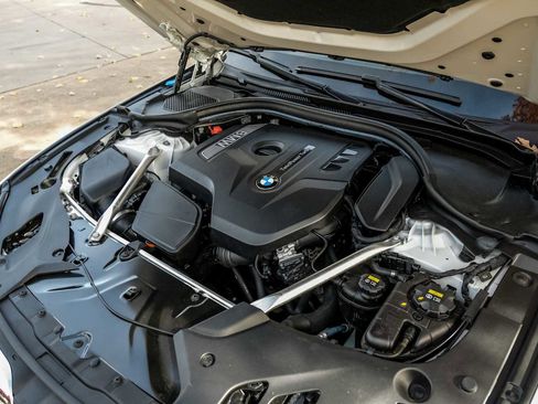 Used 2019 BMW 530i xDrive w/ M Sport Package image 52