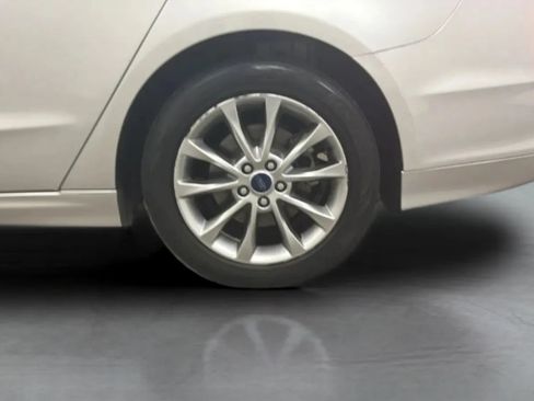 Used 2017 Ford Fusion S FWD image 28