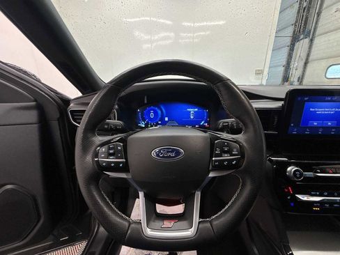 Used 2022 Ford Explorer ST w/ Equipment Group 401A AWD/4WD image 11