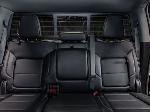 Used 2024 GMC Sierra 3500 Denali w/ Denali Reserve Package image 28