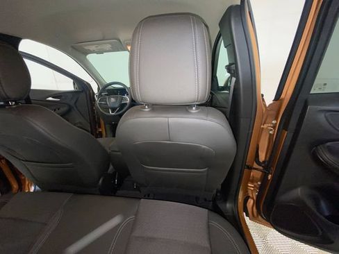 Used 2025 Buick Encore GX Preferred FWD image 36