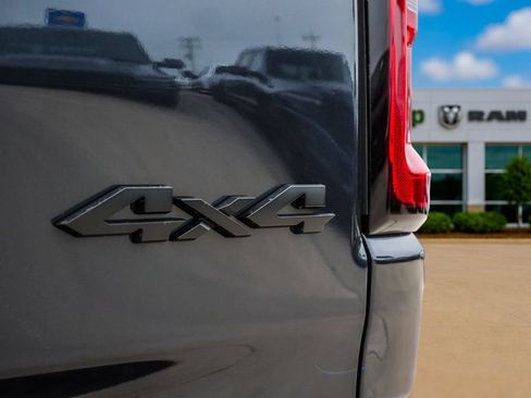 New 2026 RAM 1500 4x4 Crew Cab image 13