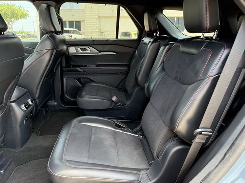Certified 2025 Ford Explorer ST AWD/4WD image 27