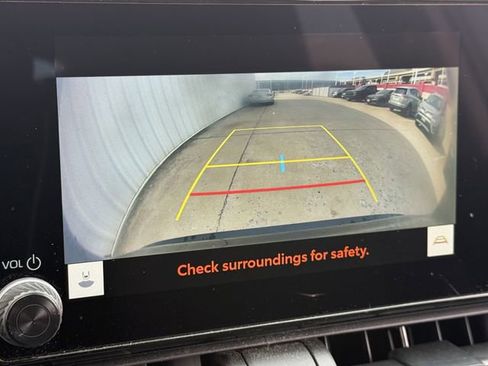 Used 2023 Toyota RAV4 LE image 18