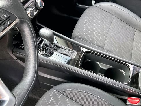 Certified 2024 Nissan Kicks SV image 16