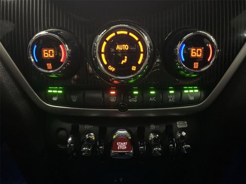 Certified 2023 MINI Cooper Countryman S w/ Signature Upholstery Package image 21