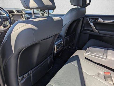 Used 2021 Lexus GX 460 Premium w/ Premium Package image 24