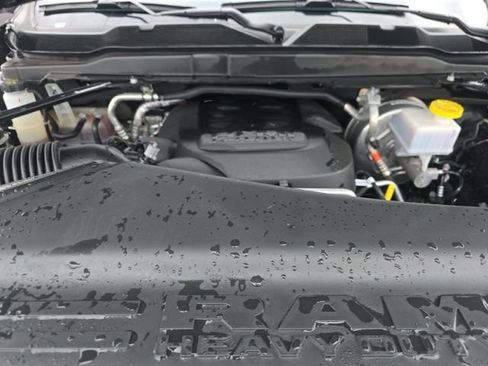 Used 2025 RAM 2500 Big Horn AWD/4WD image 15