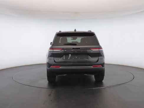 New 2026 Jeep Grand Cherokee Laredo AWD/4WD image 22