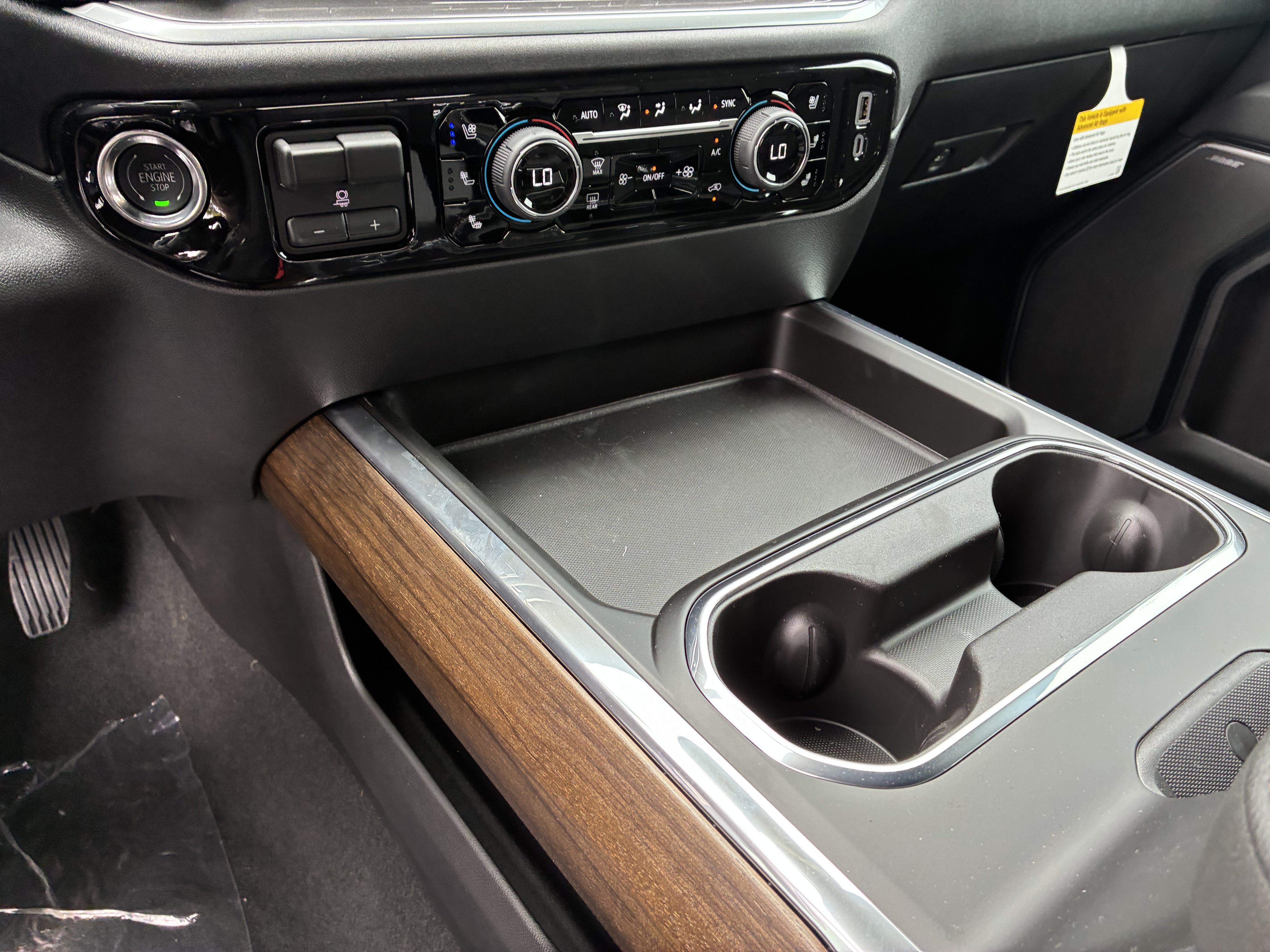 New 2026 Chevrolet Silverado 2500 High Country w/ Technology Package AWD/4WD image 36
