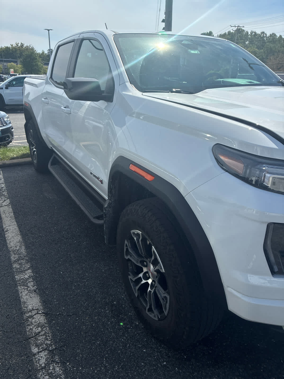 Used 2023 GMC Canyon AT4 w/ AT4 Premium Package AWD/4WD image 2
