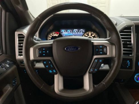 Used 2015 Ford F150 King Ranch w/ Equipment Group 601A Luxury AWD/4WD image 10