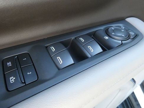 Certified 2021 Chevrolet Suburban LT w/ Rear Media and Nav Package AWD/4WD image 27