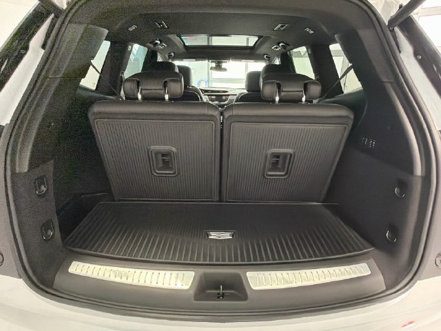 Certified 2024 Cadillac XT6 Premium Luxury w/ LPO, Floor Liner Package AWD/4WD image 23
