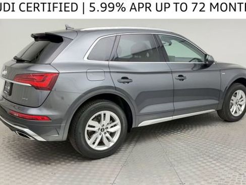 Used 2023 Audi Q5 2.0T Premium w/ Convenience Package image 2