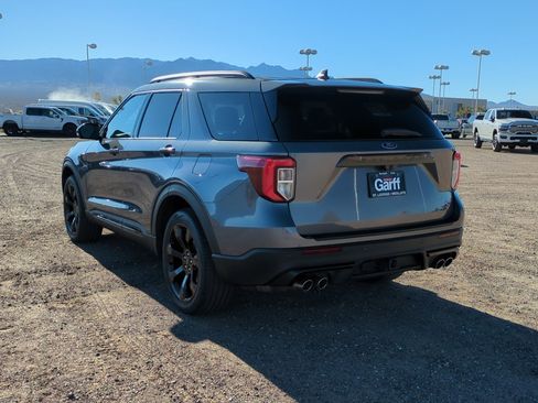 Used 2022 Ford Explorer ST w/ Equipment Group 401A image 5