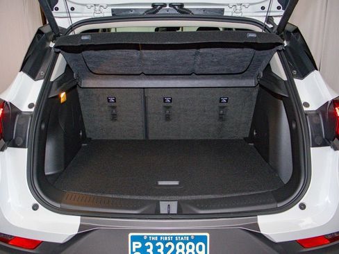 Certified 2023 Buick Encore GX Essence w/ Experience Buick Package image 14