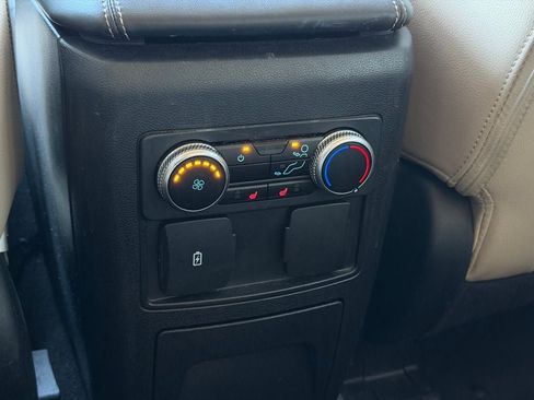 Certified 2023 Ford Explorer Limited image 28