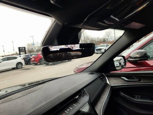 New 2026 Jeep Grand Cherokee Laredo image 14