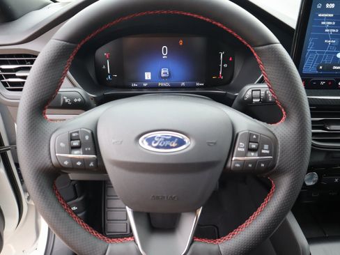 New 2026 Ford Escape ST-Line w/ Tech Pack #1 FWD image 3