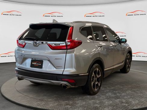 Used 2019 Honda CR-V Touring image 10